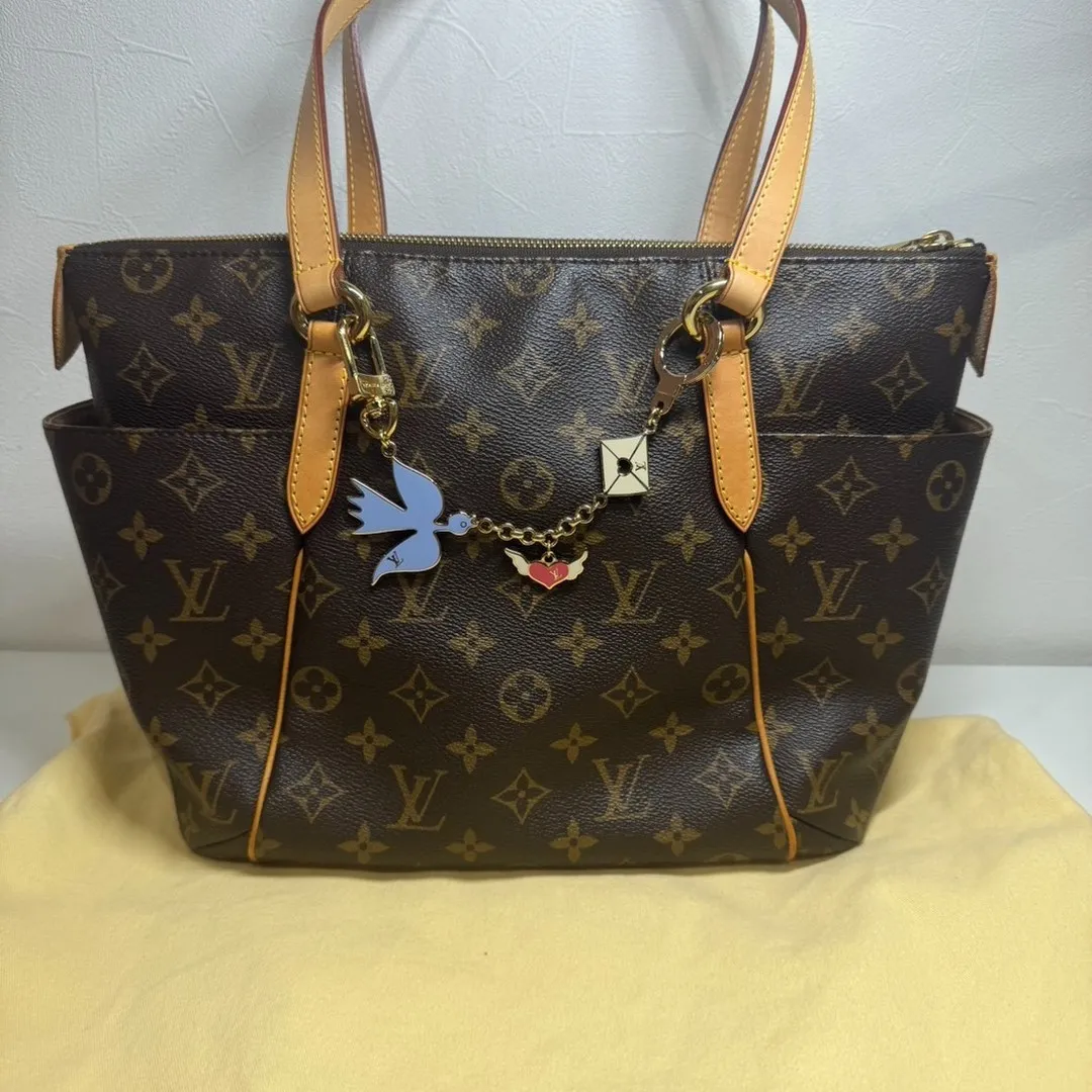 LOUIS VUITTON【トータリーPM】をお買取致しまし...